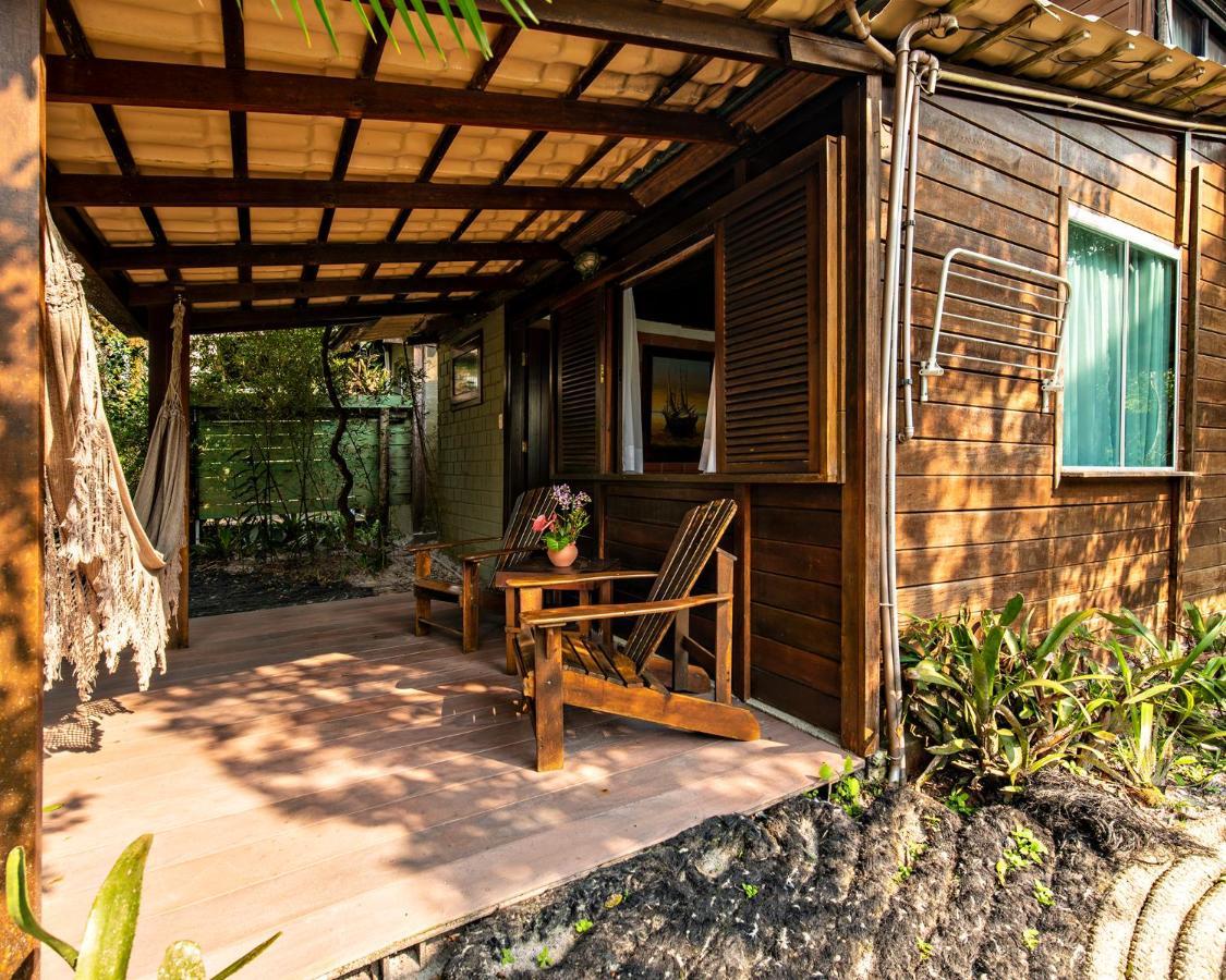 Grajagan Surf Resort メーウ島 部屋 写真