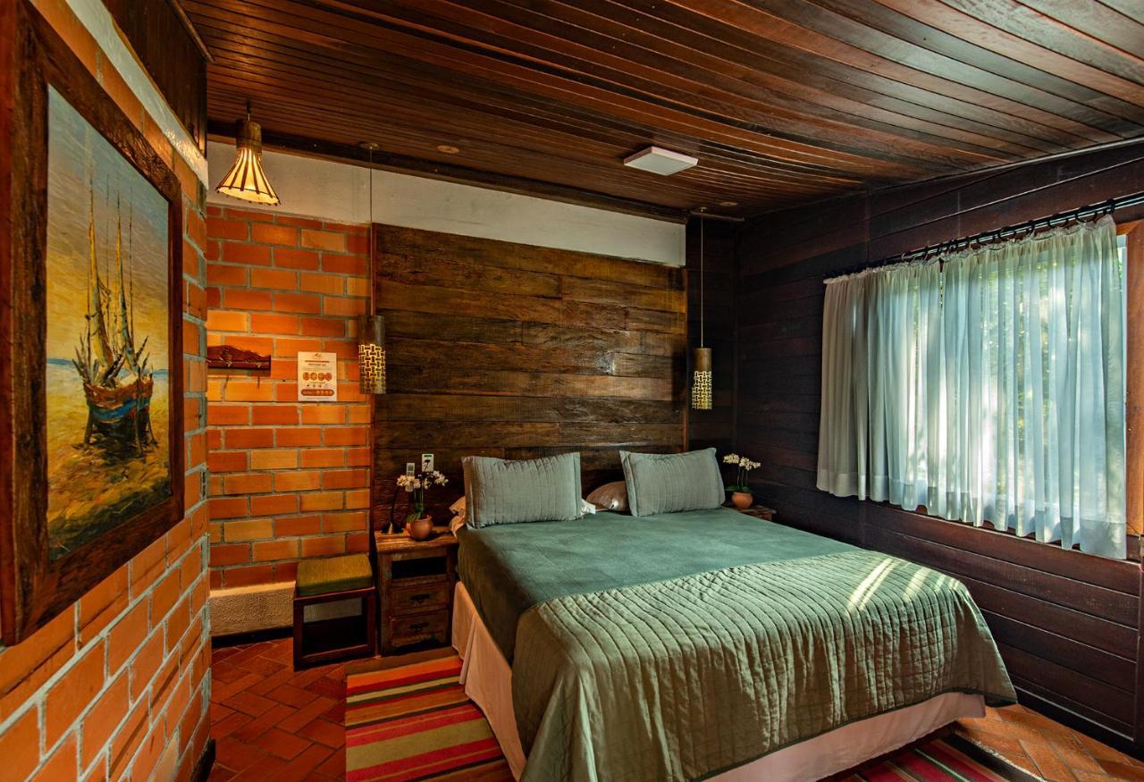 Grajagan Surf Resort メーウ島 部屋 写真