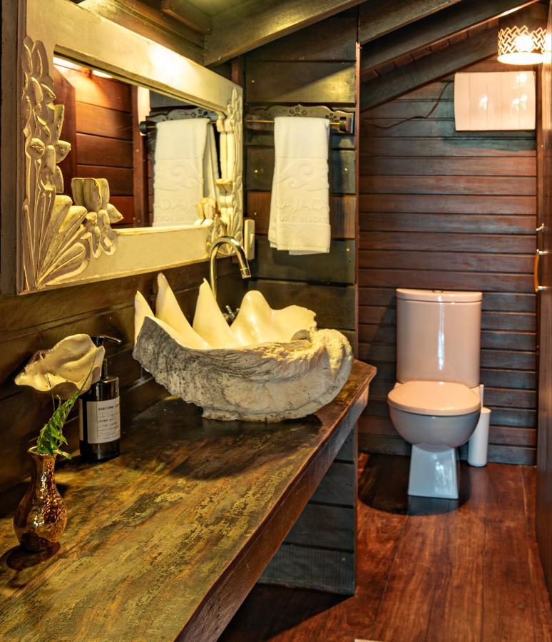 Grajagan Surf Resort メーウ島 エクステリア 写真