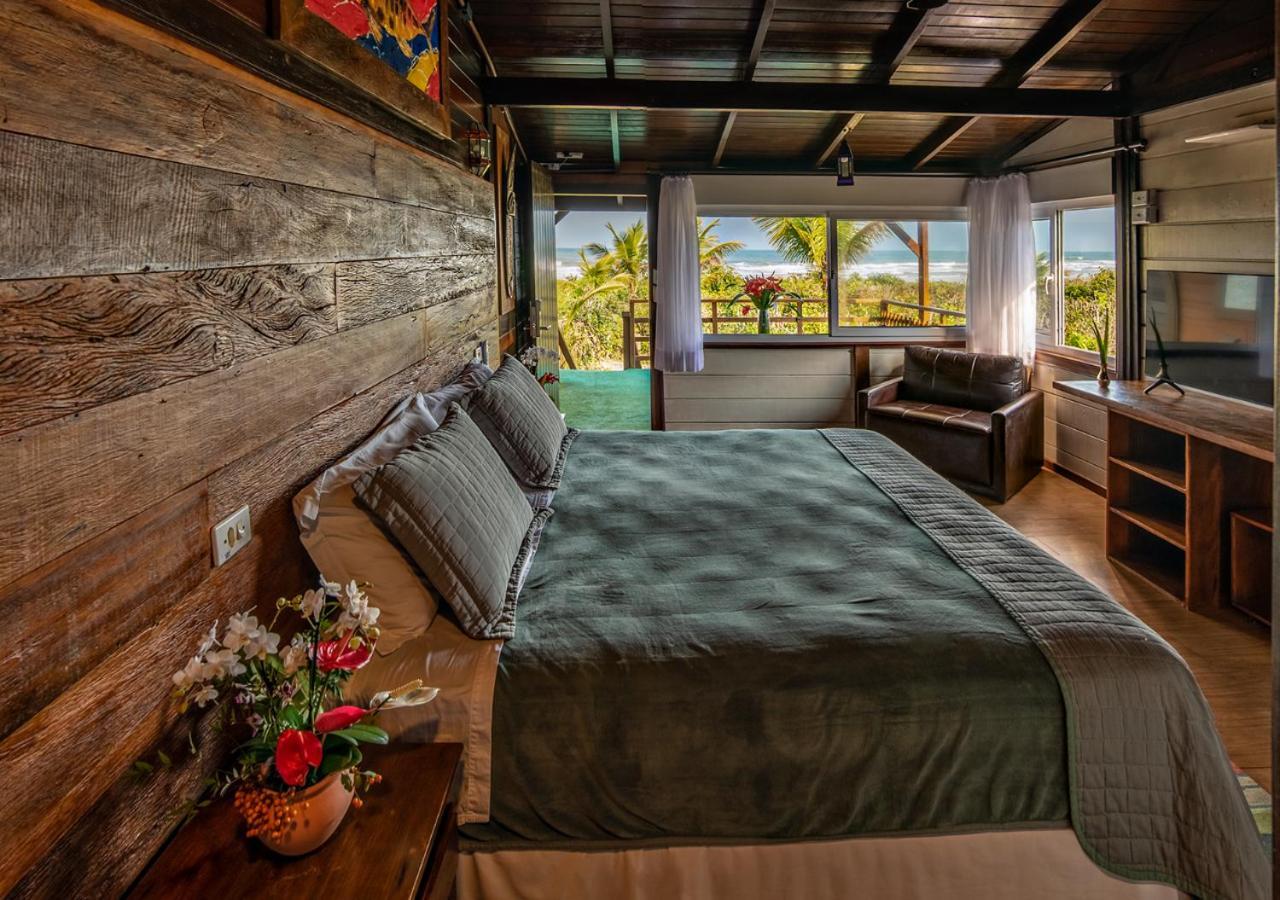 Grajagan Surf Resort メーウ島 エクステリア 写真