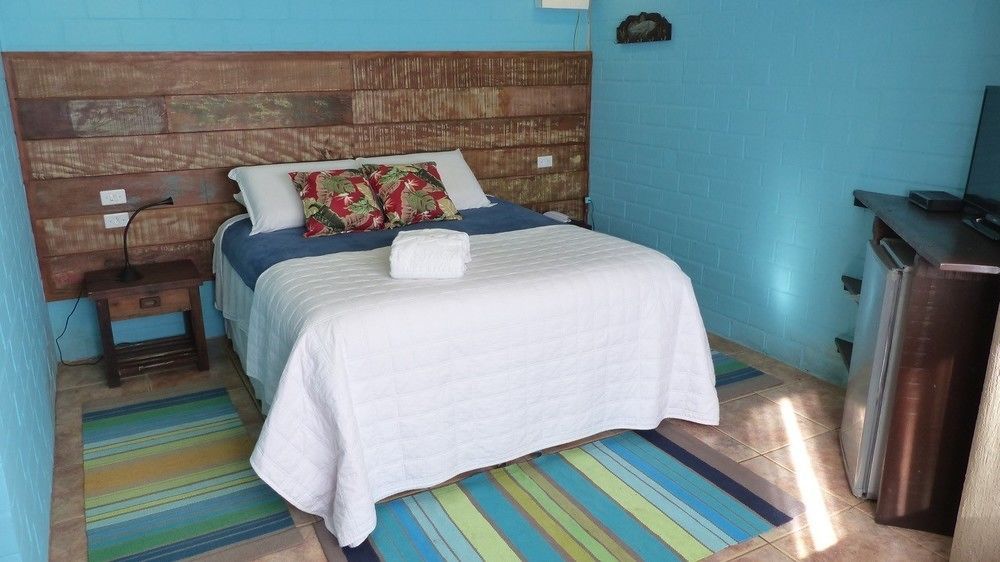 Grajagan Surf Resort メーウ島 エクステリア 写真