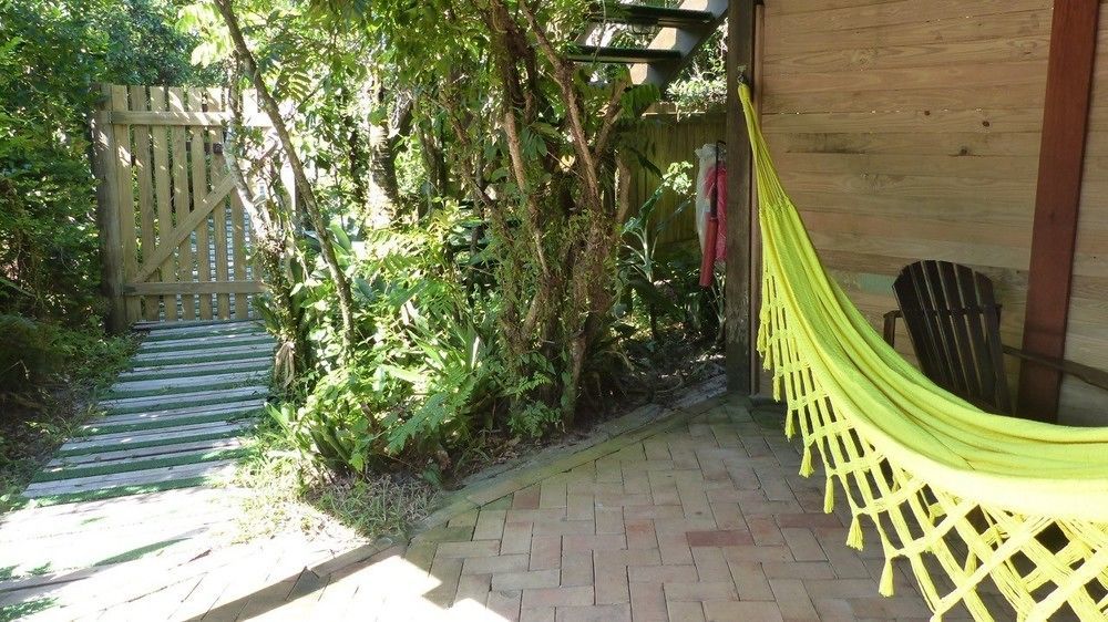 Grajagan Surf Resort メーウ島 エクステリア 写真